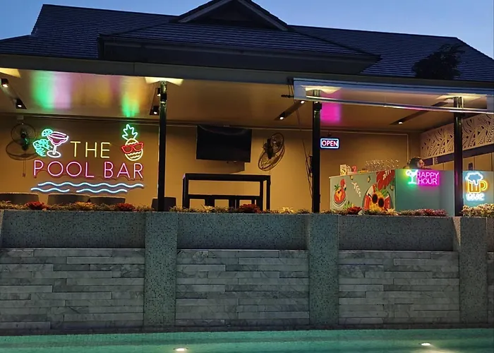 The Bay Exclusive Hotel