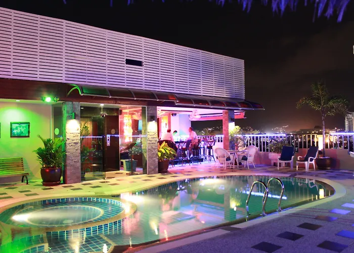 Patong Hemingway'S Hotel